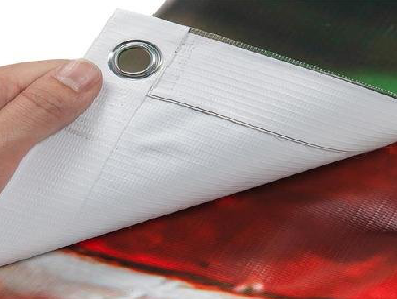 利川喷绘和刀刮布的工艺区别。